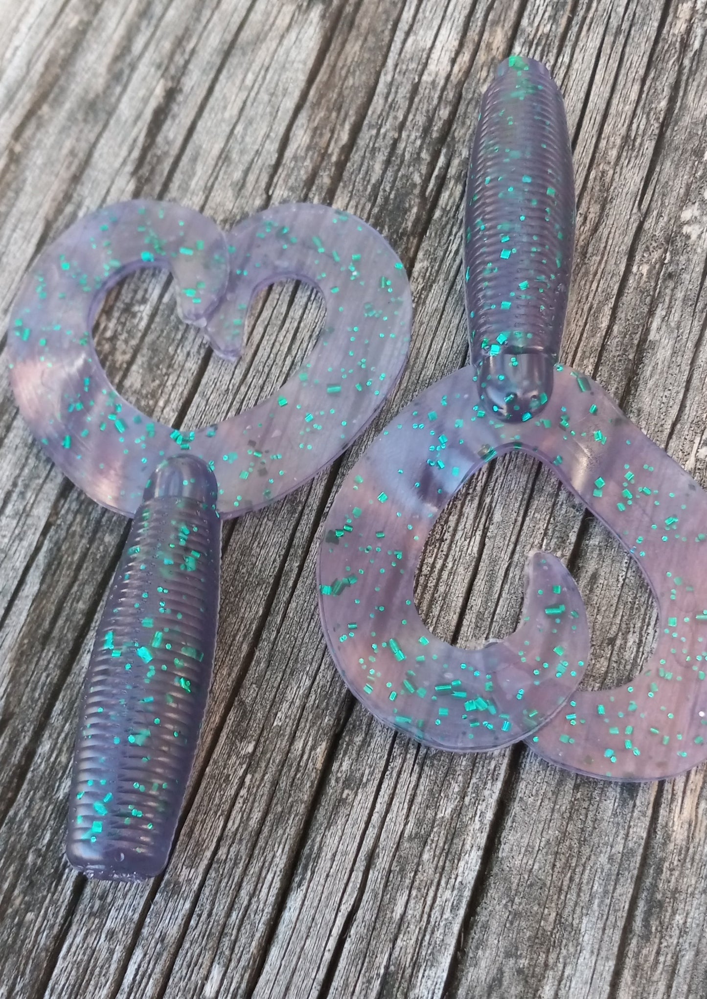 Junebug Twin Tail Grub